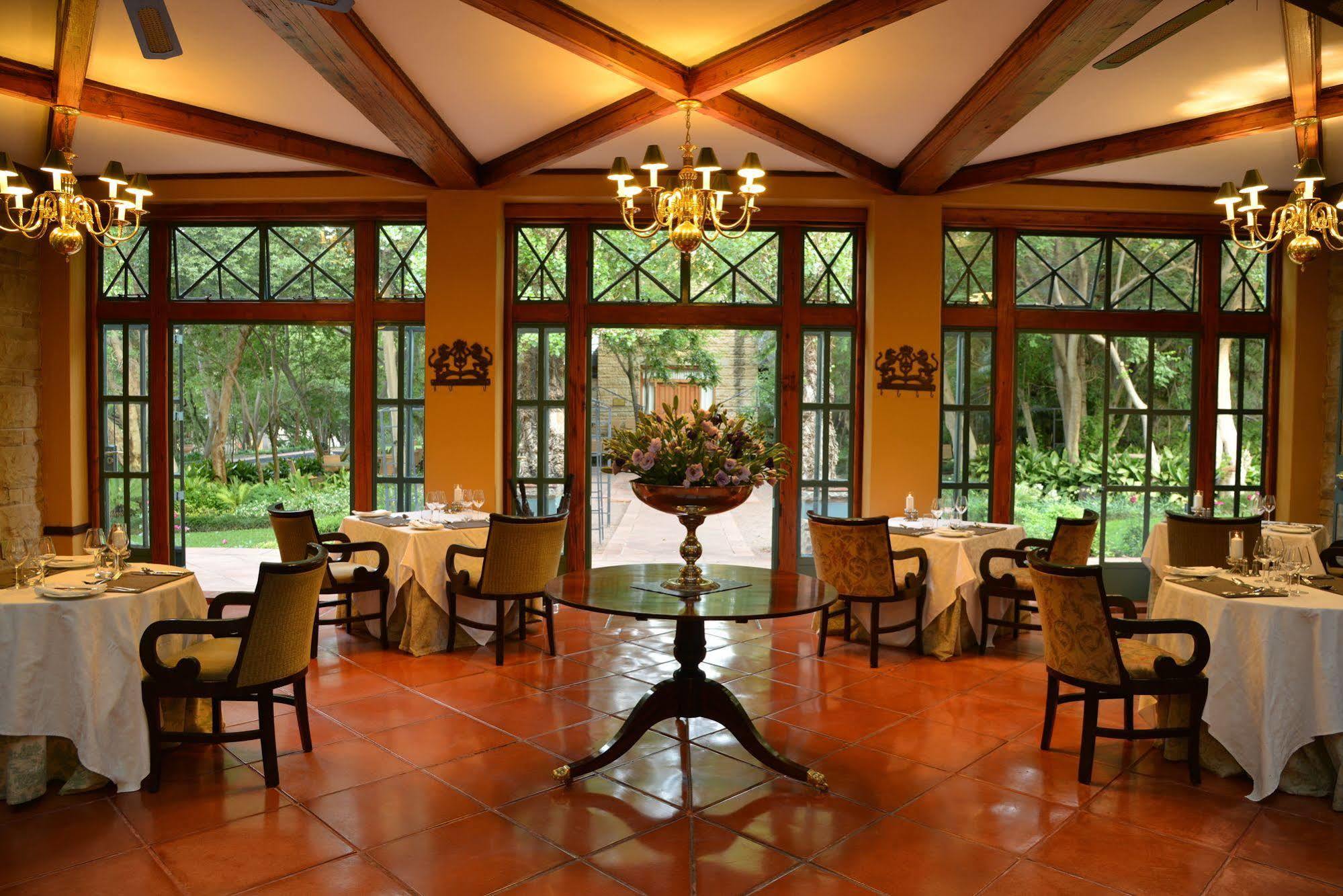 De Hoek Country Hotel Magaliesburg Ngoại thất bức ảnh